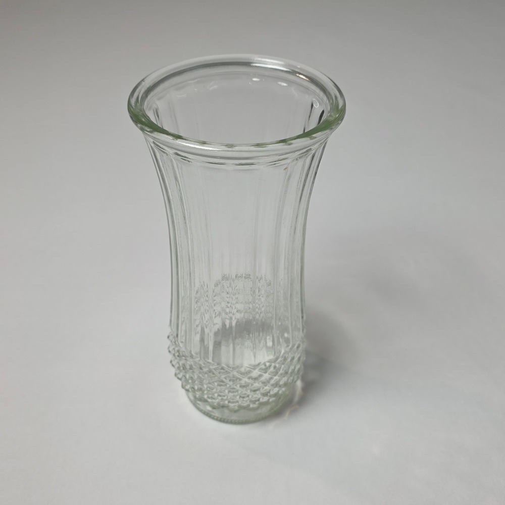 Hoosier Glass 4089-A Clear Ribbed Diamond Quilted Flared Flower Vase 10 Inch - Picture 1 of 5